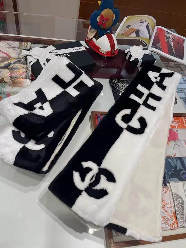 Chanel scarf 20X120cm E43 (8)